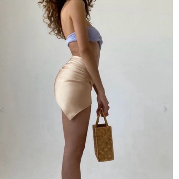 NWT Orseund Iris Silk Scarf Top in Large - Picture 4 of 16